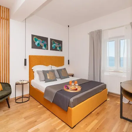 Вилла Spectacular Island Sea View With Pool - Four Bedroom With Pool